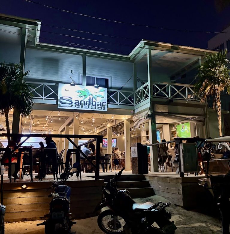 Sandbar Beachfront Hostel: The best budget stay in San Pedro